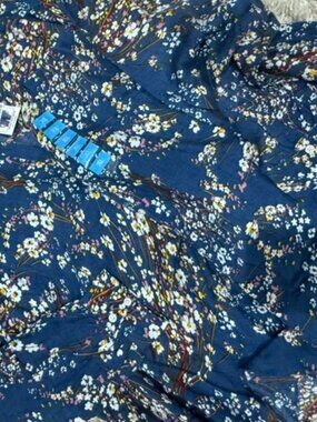 (4 for $20) NINE WEST Blue Floral Button Down Top - XL - NWT